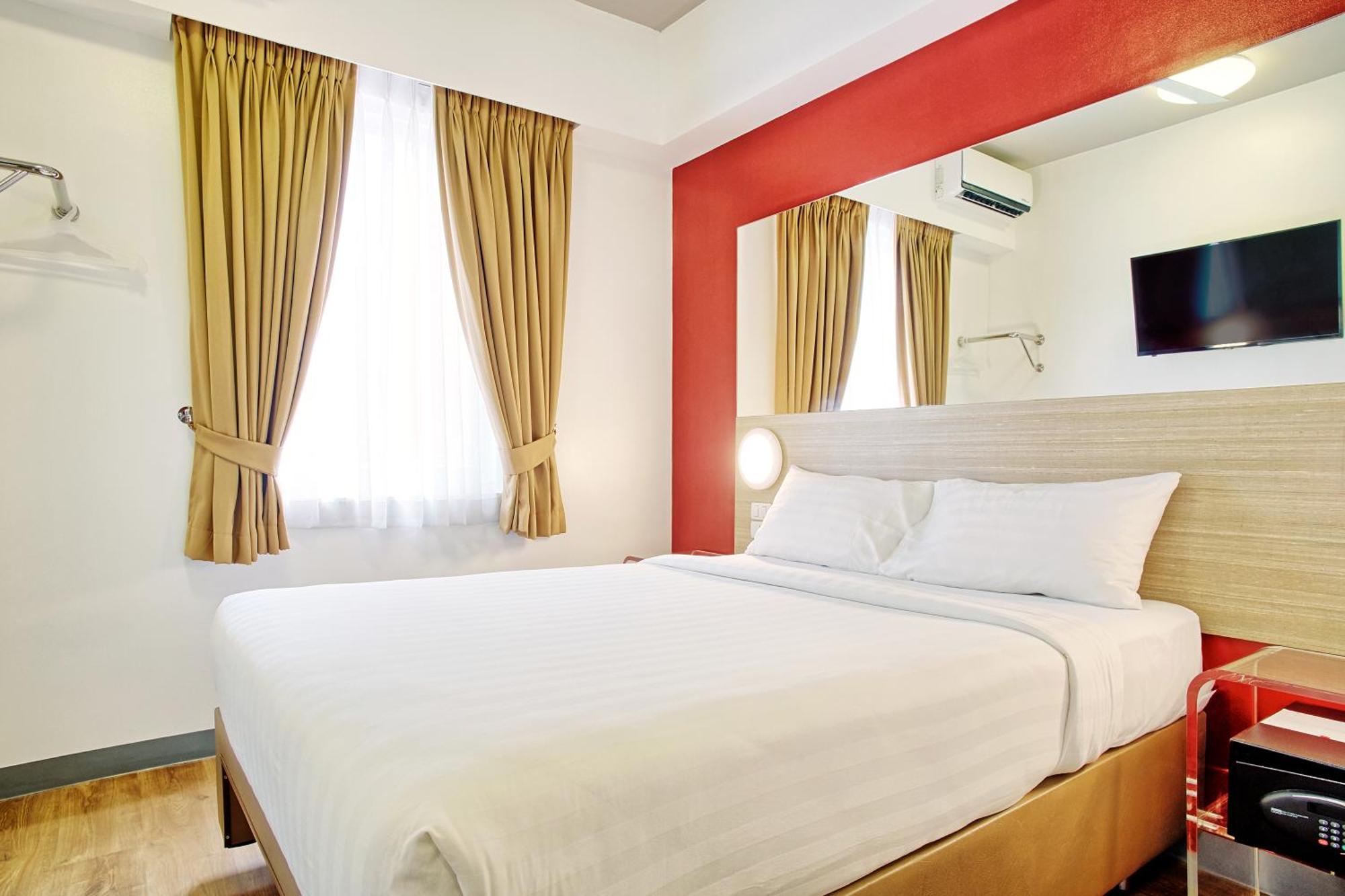 Red Planet Ortigas Hotel Mandaluyong Exterior photo