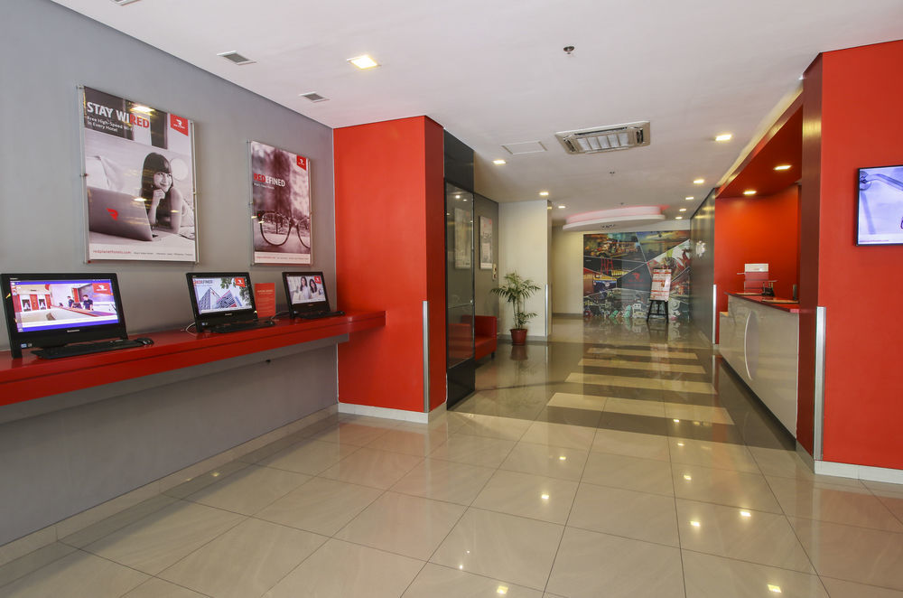 Red Planet Ortigas Hotel Mandaluyong Exterior photo