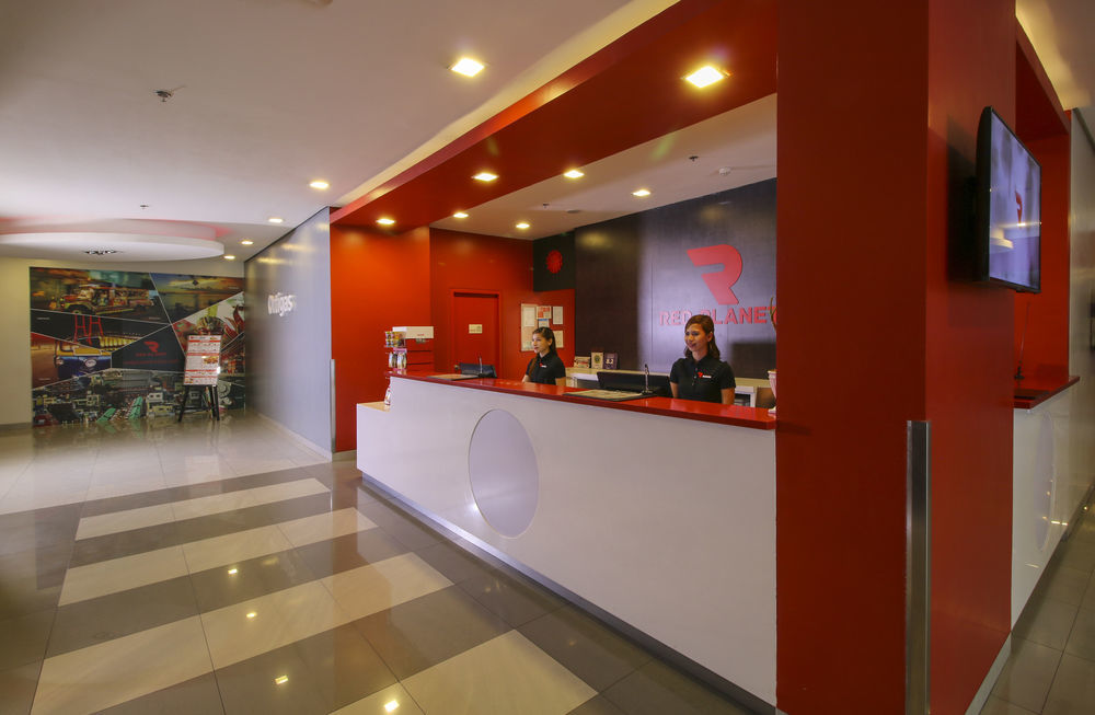 Red Planet Ortigas Hotel Mandaluyong Exterior photo