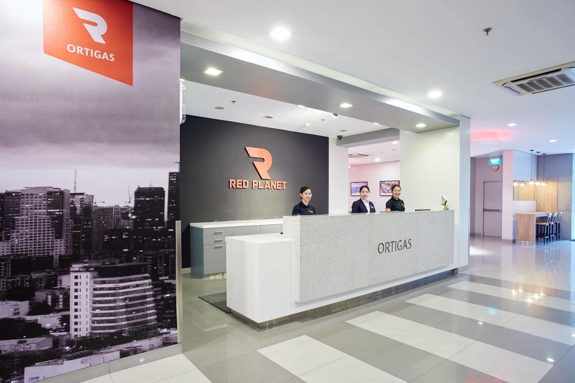 Red Planet Ortigas Hotel Mandaluyong Exterior photo